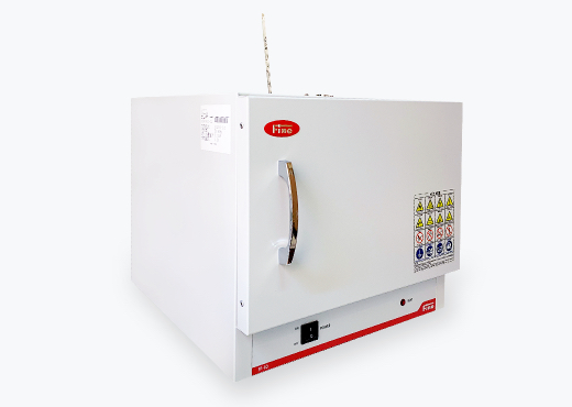 インキュベーター